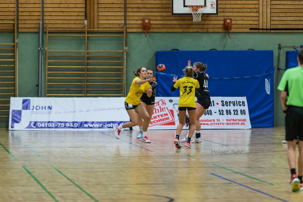 Bild 68 - wBJ SV Henstedt Ulzburg - TSV Altenholz : Ergebnis: 30:13